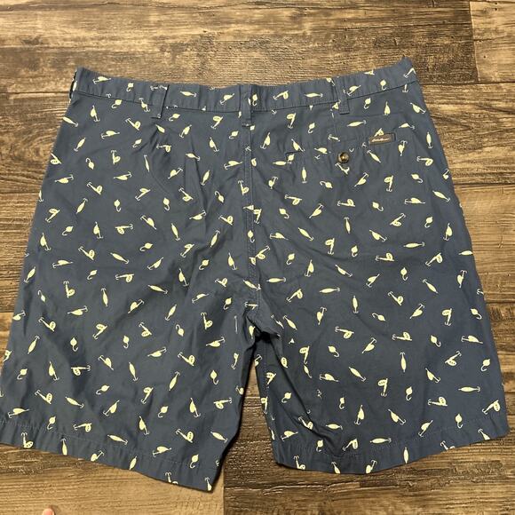 Eddie Bauer Fishing Lure Print Blue Shorts Men’s 38 Performance Golf Office - Picture 7 of 9